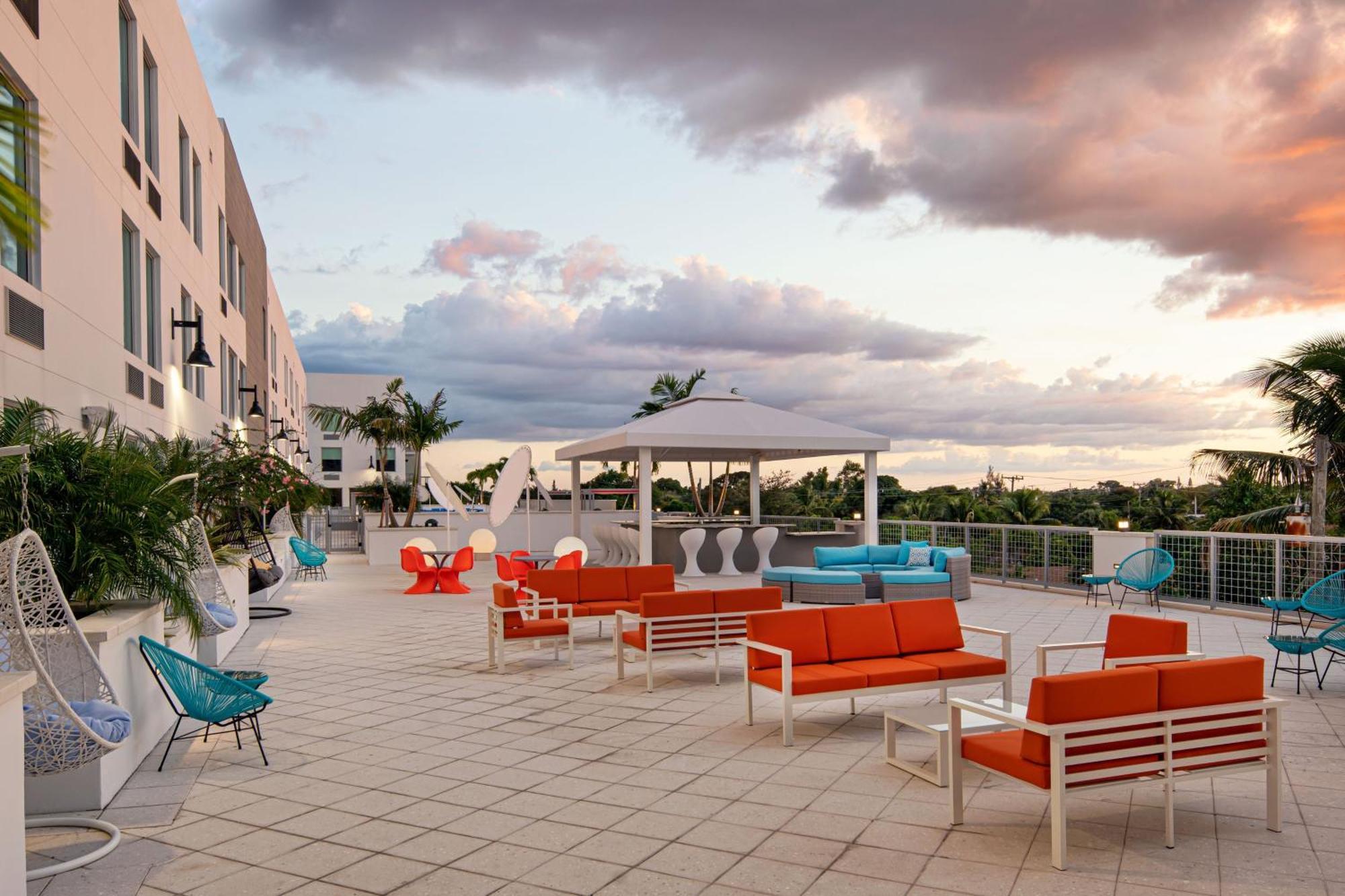 Aloft Delray Beach Exterior photo